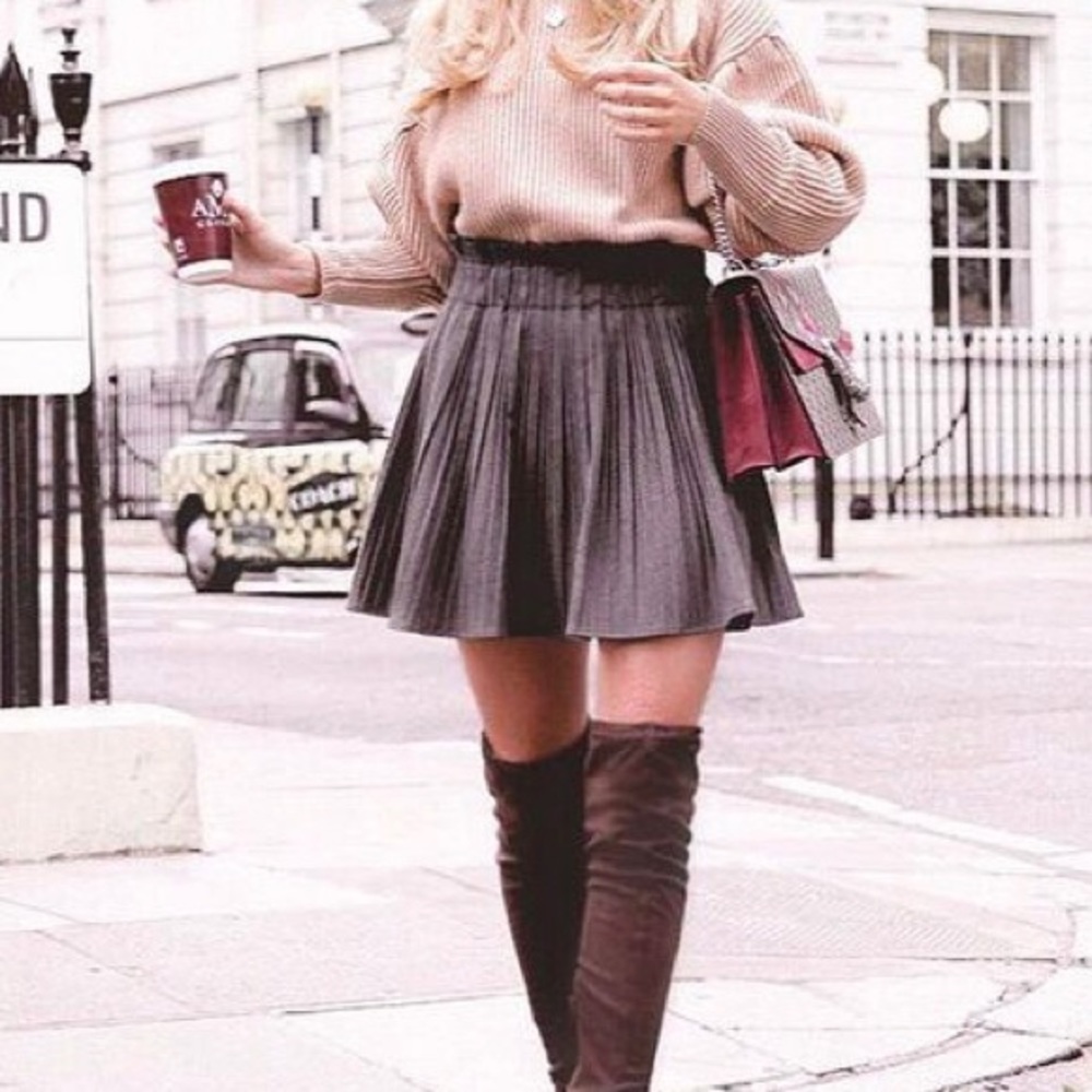 Zara pleated grey mini skort skirt (M)